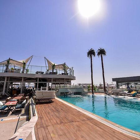 White Tower Private Apartment Beach View Mamaia Exterior photo