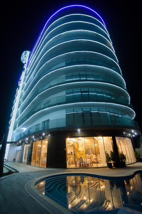 White Tower Private Apartment Beach View Mamaia Exterior photo